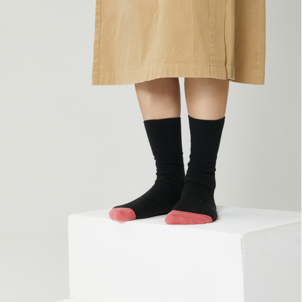 socks model image-S1L14