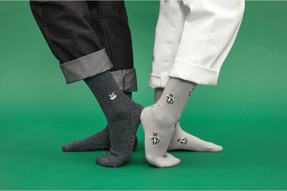 socks product image-S3L3