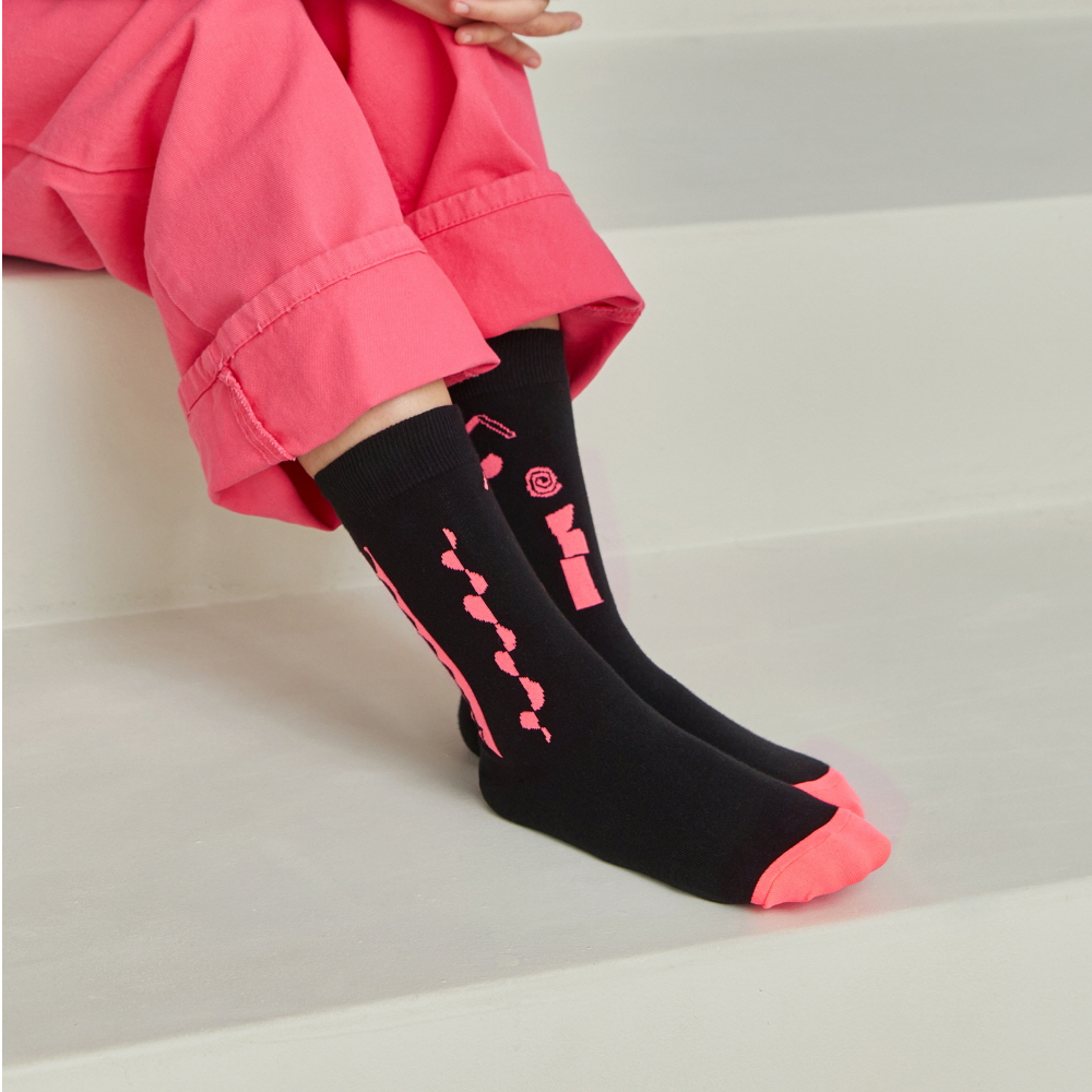 socks model image-S1L26