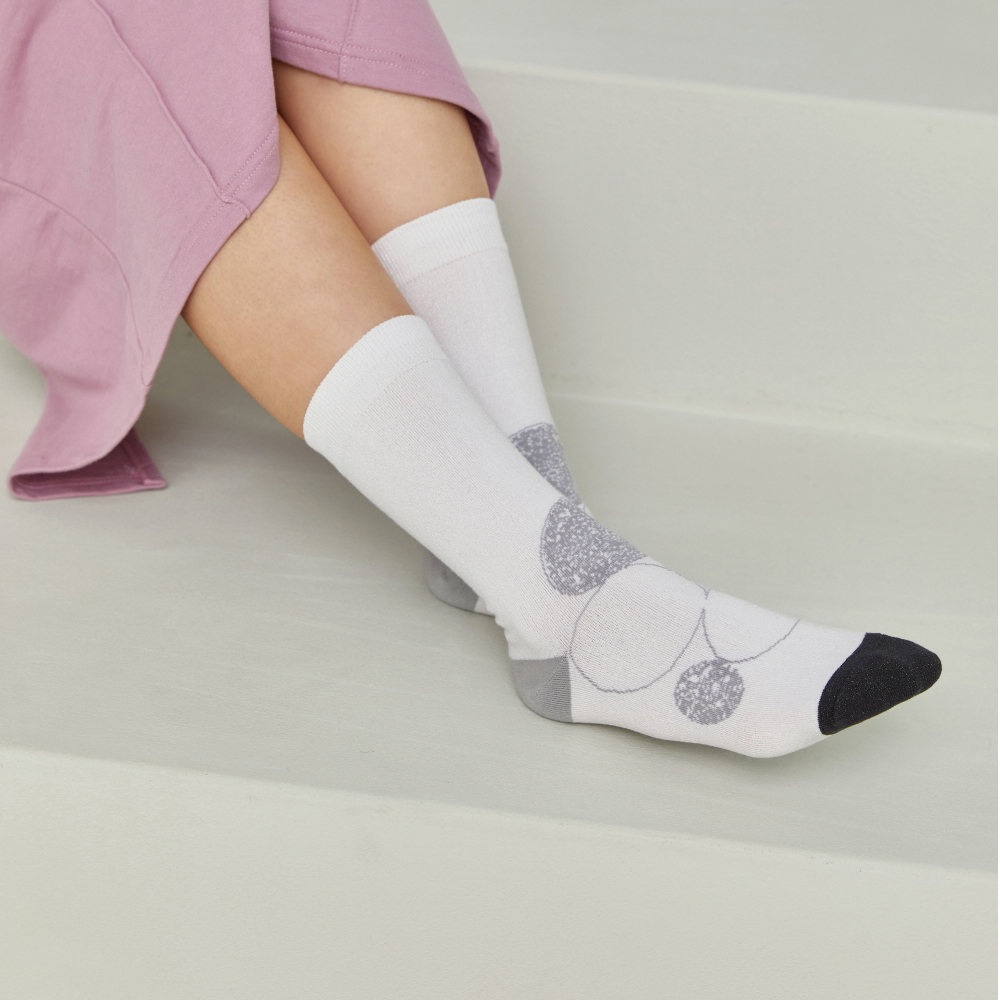 socks model image-S1L22
