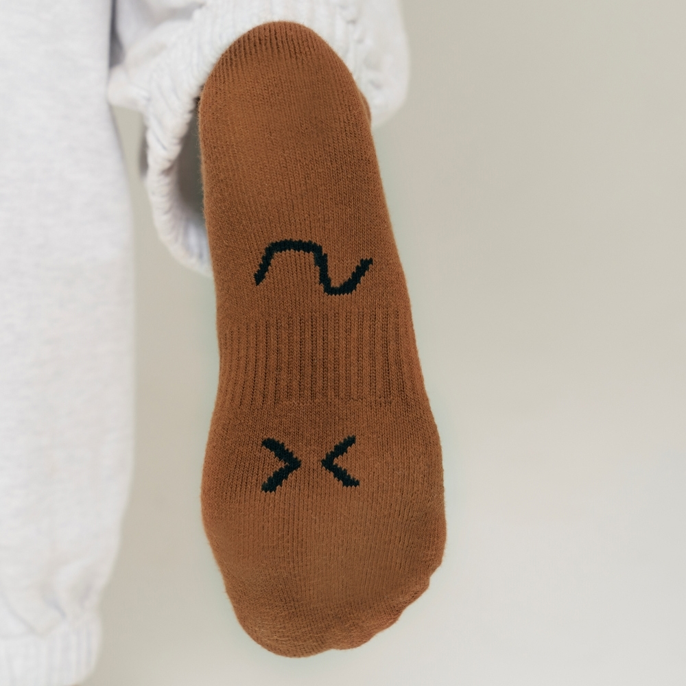 socks brown color image-S1L98