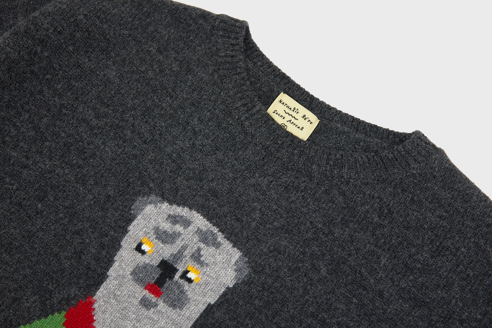 long sleeved tee detail image-S1L27