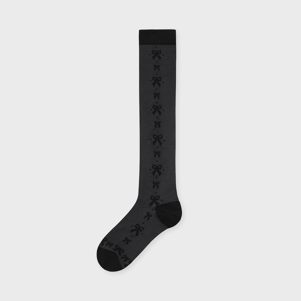 socks grey color image-S1L10