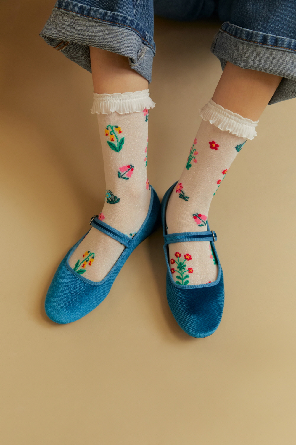 socks product image-S2L11
