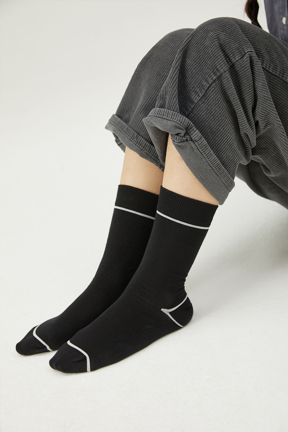 socks product image-S4L2