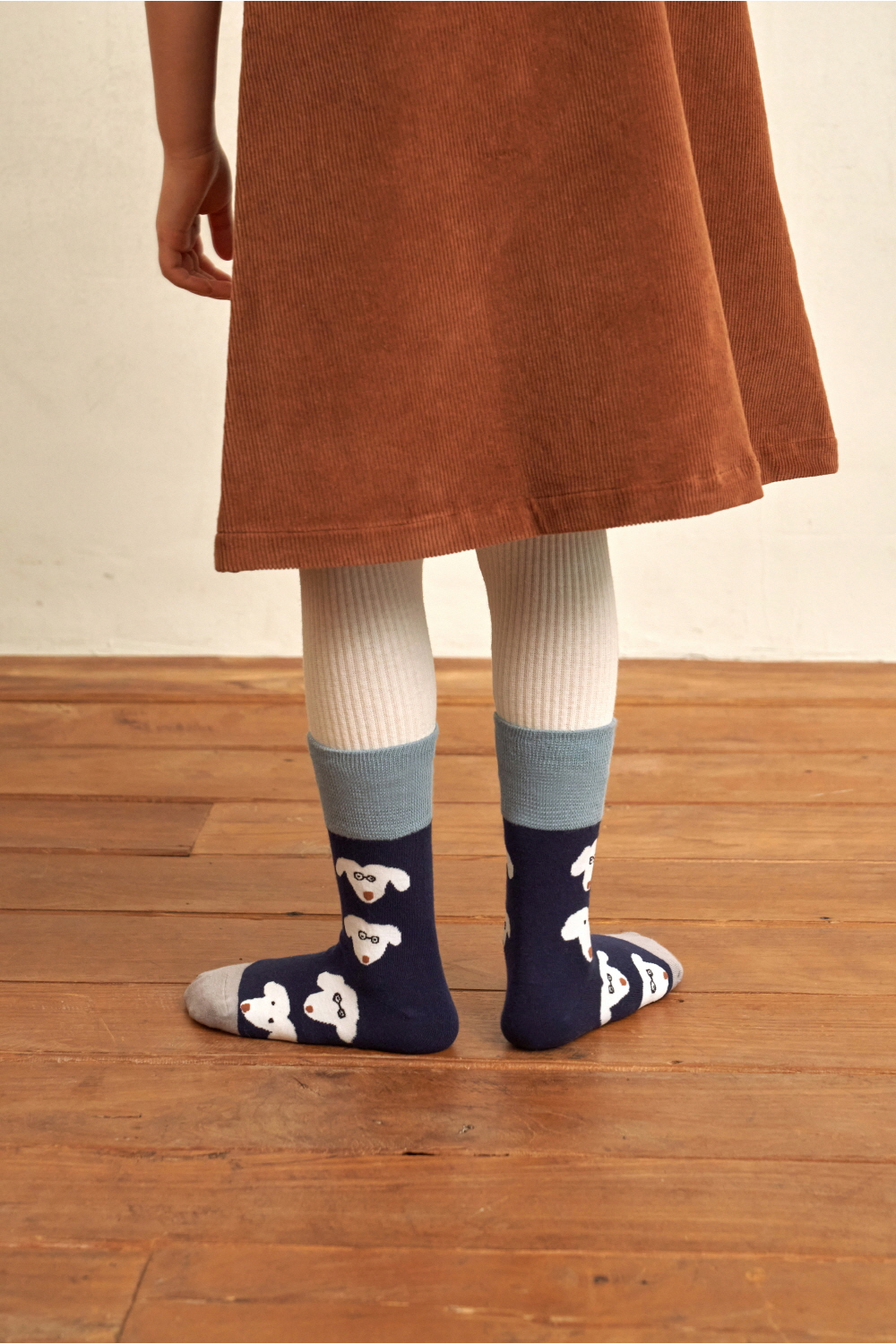 socks model image-S1L15