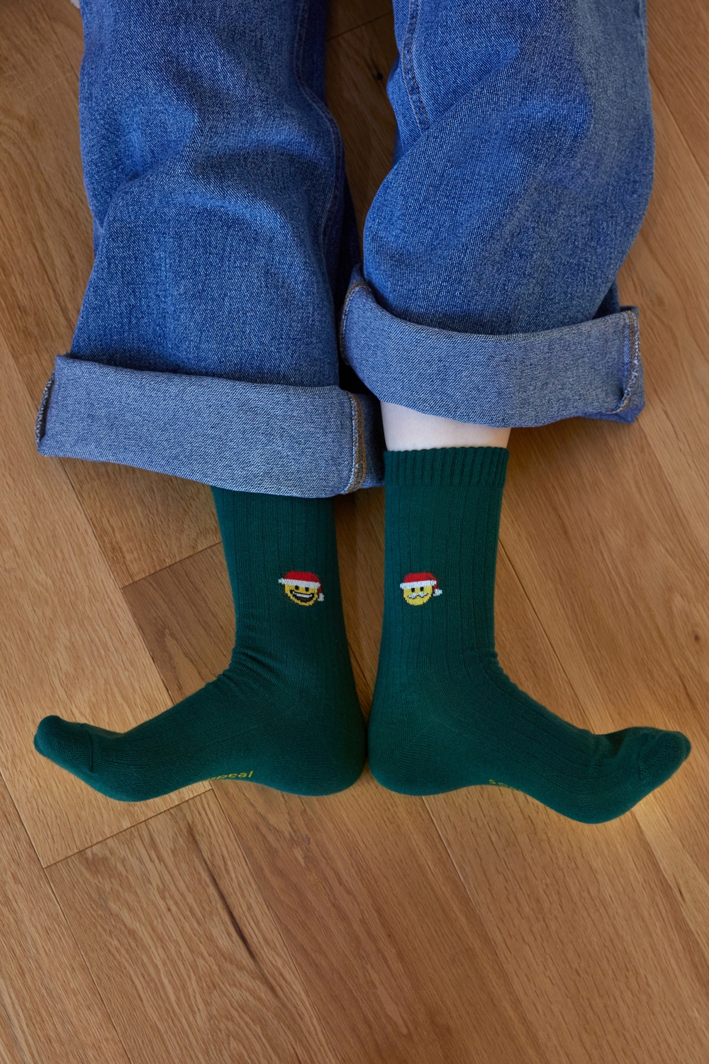 socks detail image-S1L5