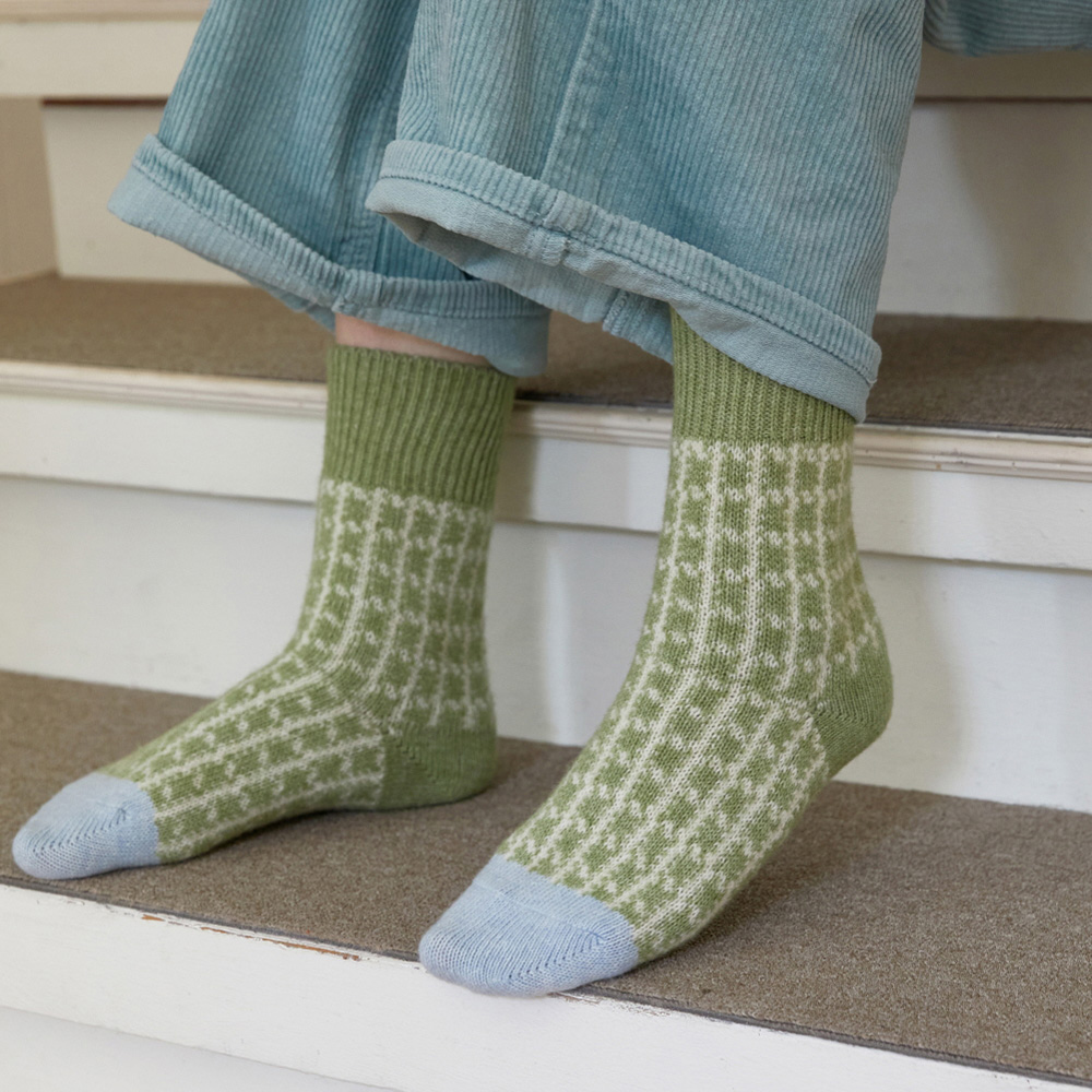 socks product image-S1L41