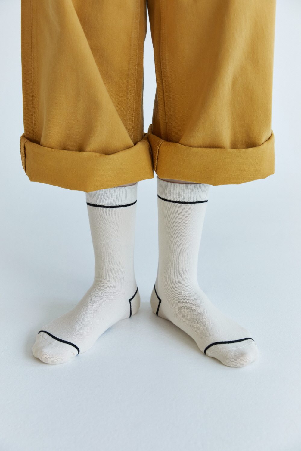 socks model image-S12L8