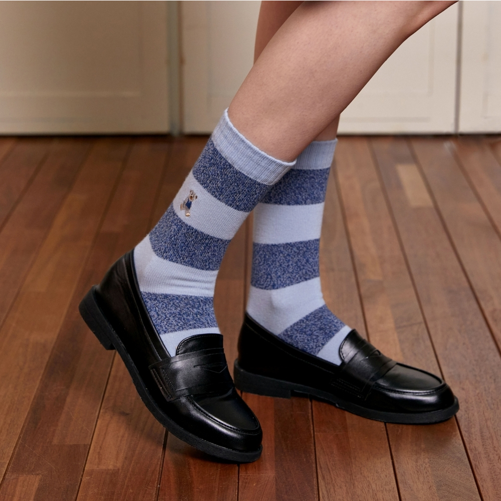 socks product image-S7L10