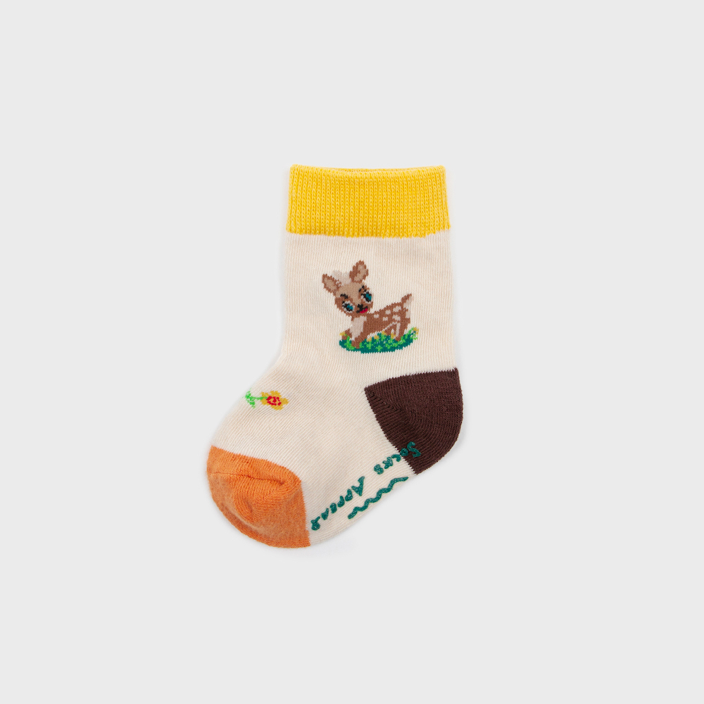 socks cream color image-S8L4