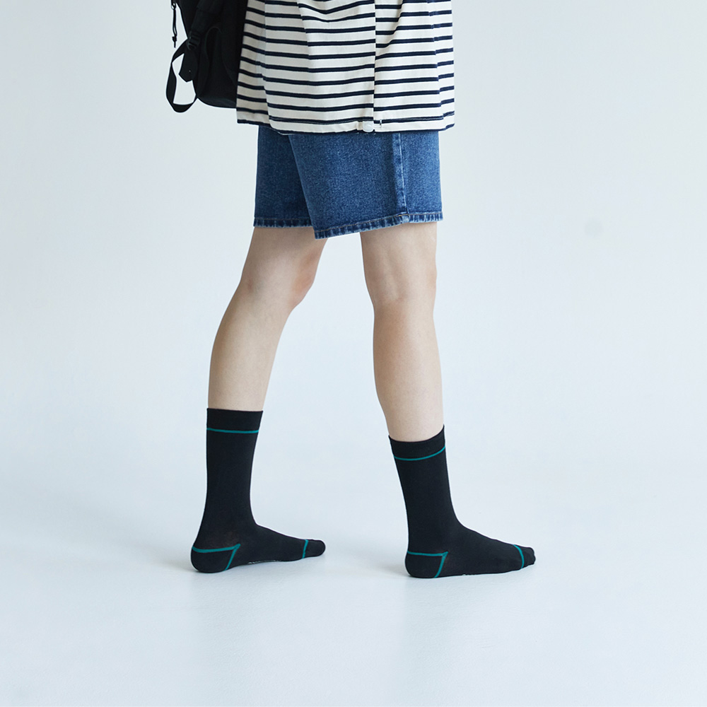 socks model image-S1L50