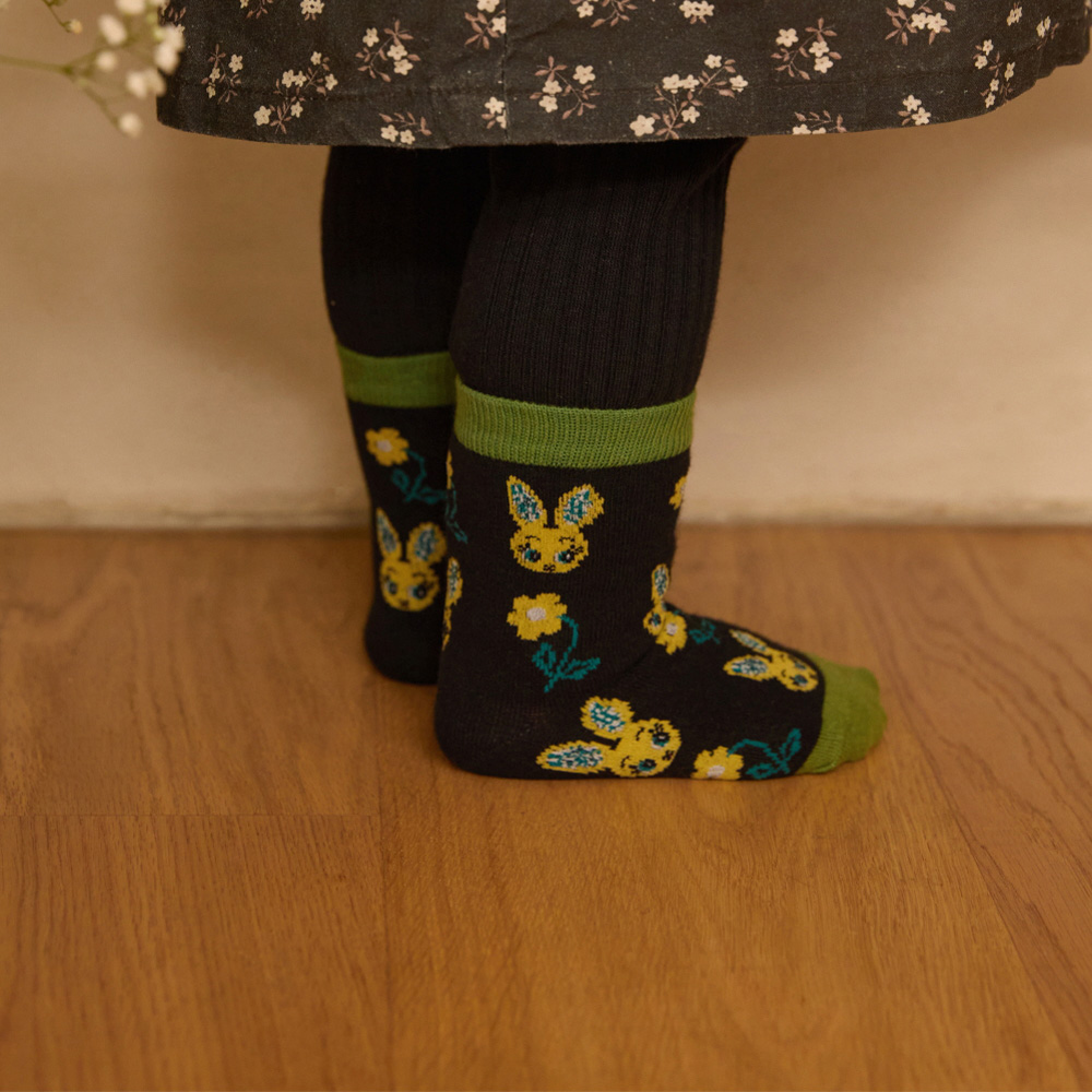socks product image-S11L6