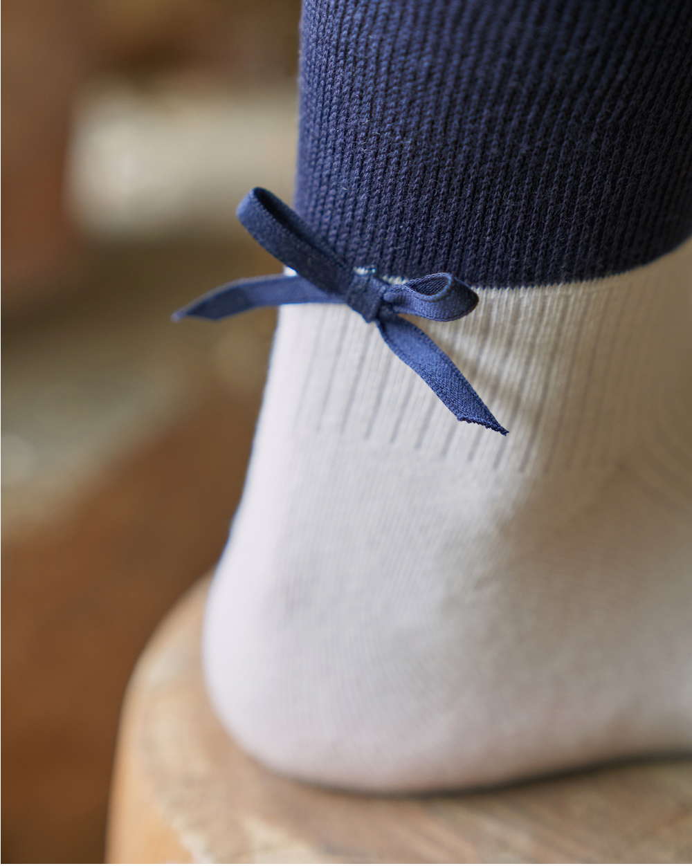 socks detail image-S10L4