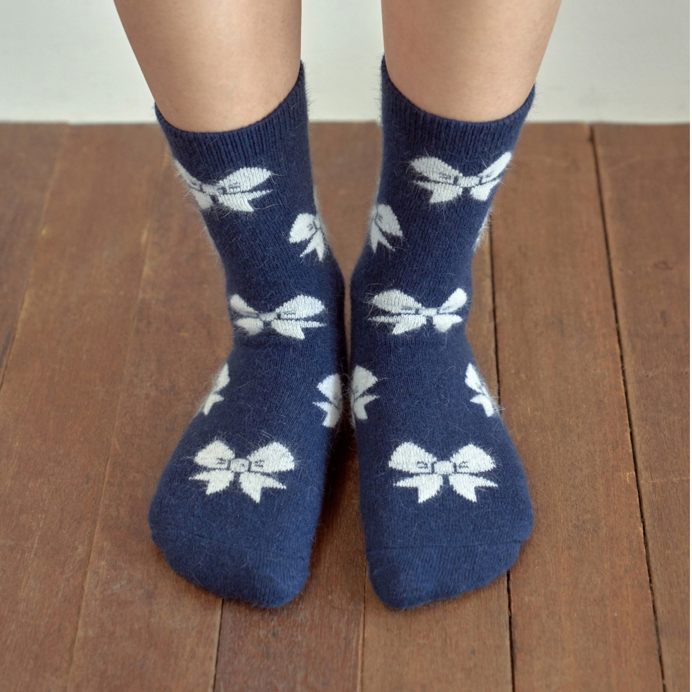 socks product image-S4L4