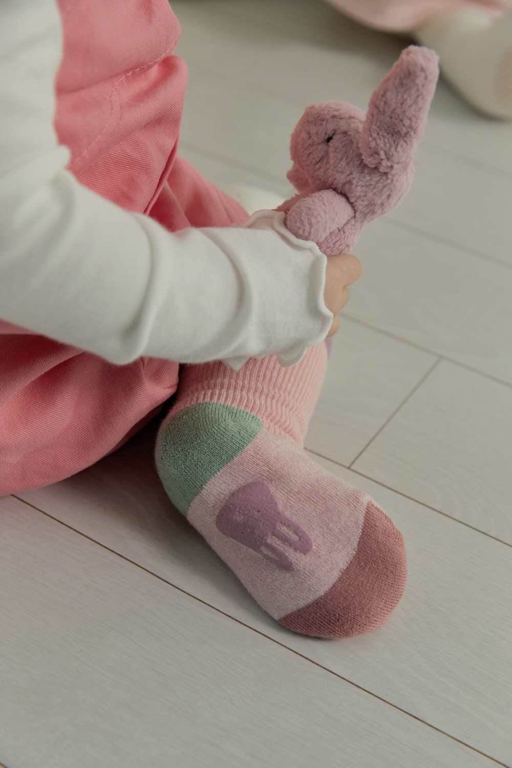 socks product image-S1L18
