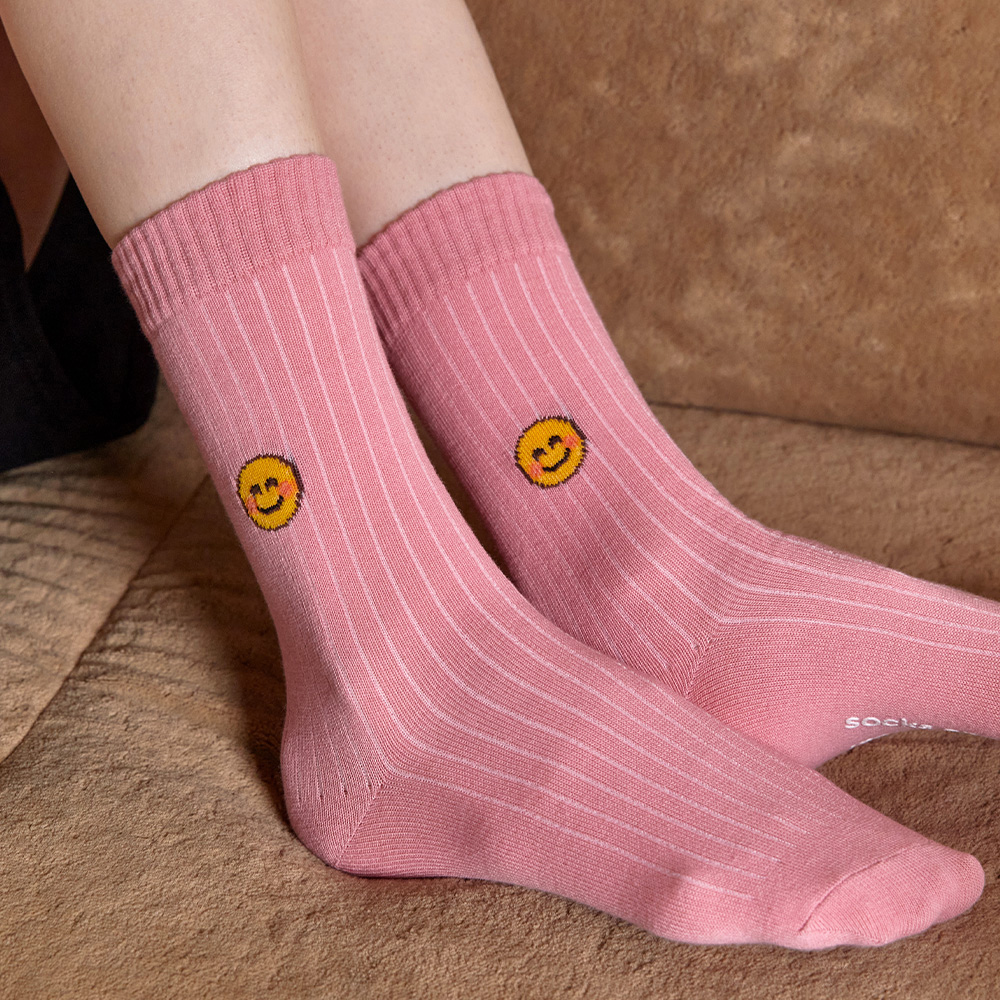 socks product image-S3L2