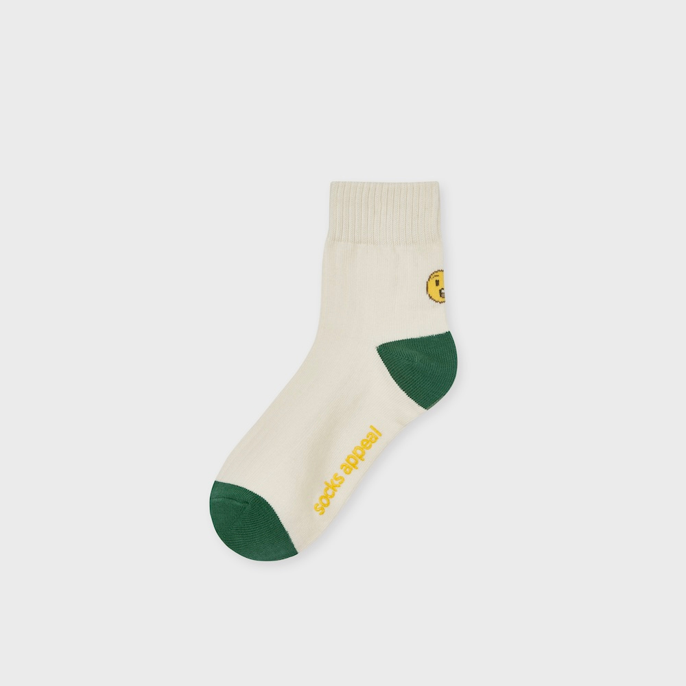 socks cream color image-S12L3